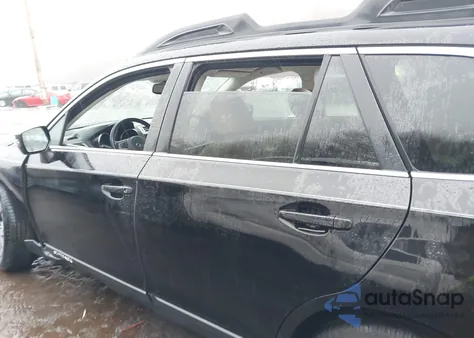 2016 Subaru Outback 2.5I Limited z USA, uszkodzony, nr VIN 4S4BSANC2G3267446